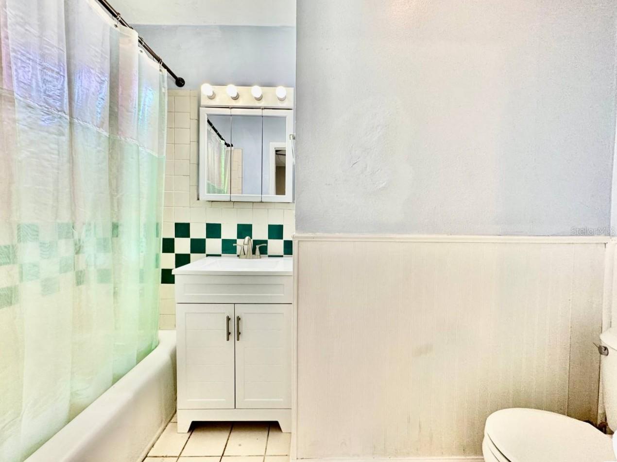 WILSON HEIGHTS - Residential Lease