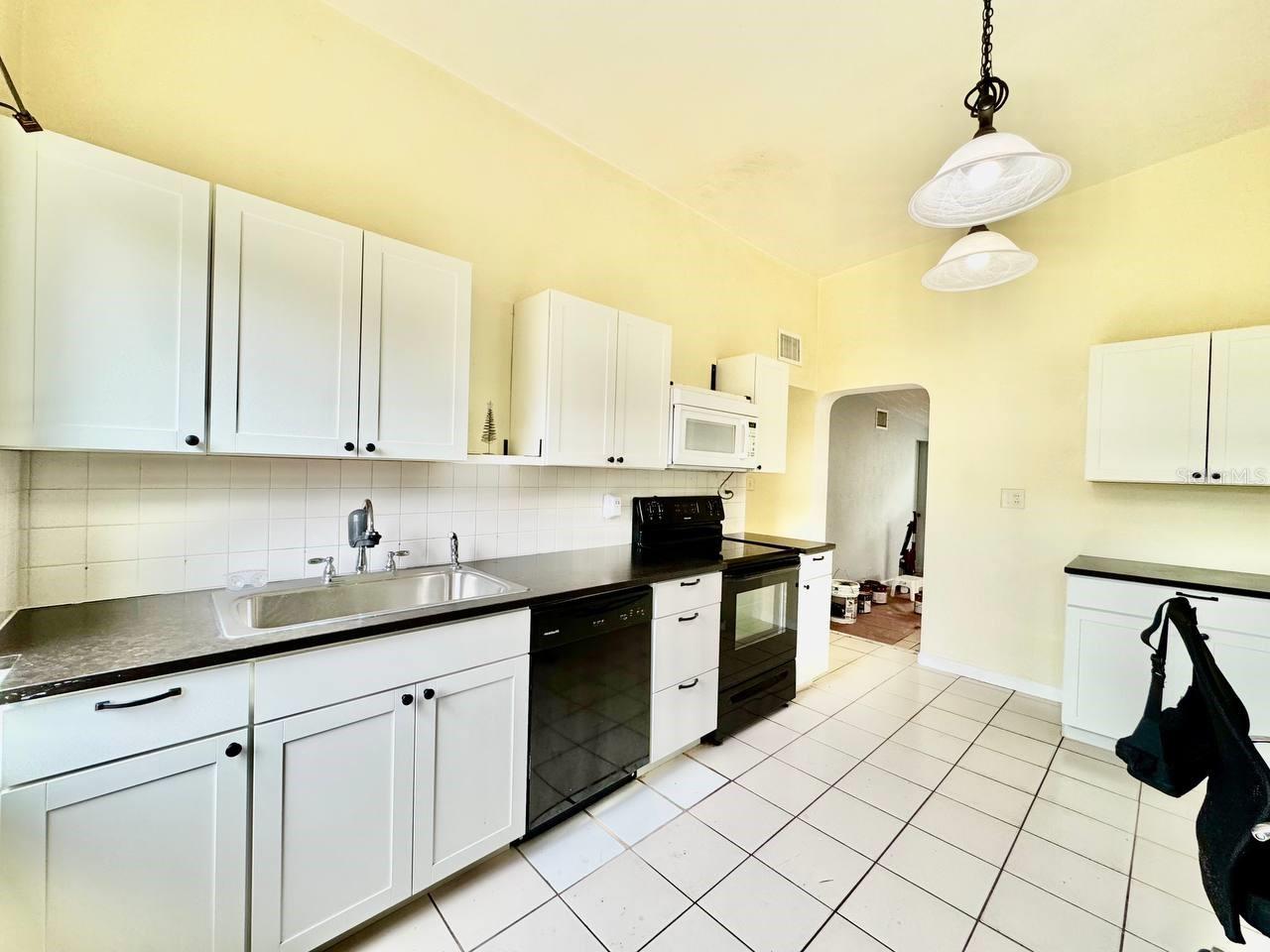 WILSON HEIGHTS - Residential Lease