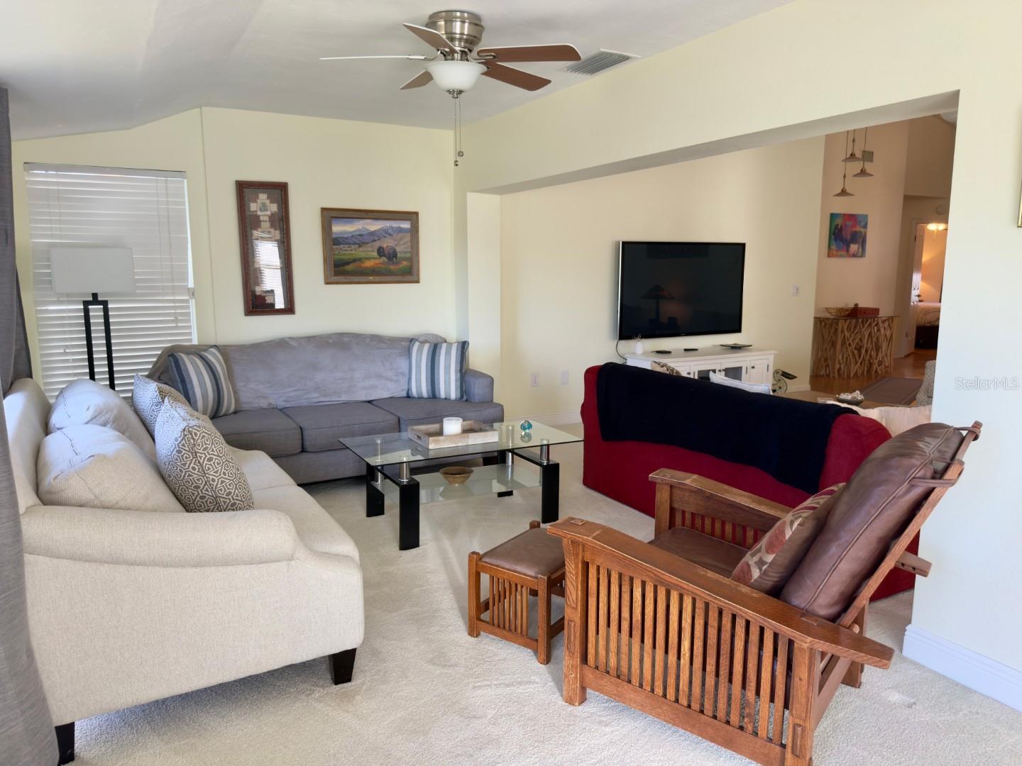 PALM COURT - Residential