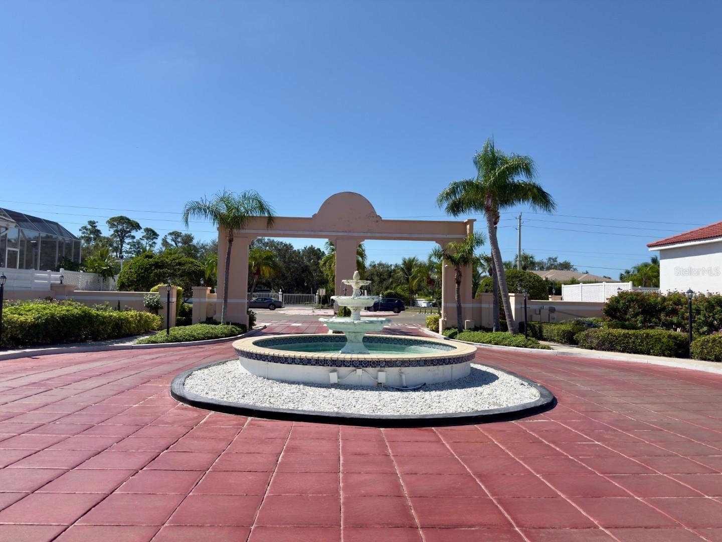 PALM COURT - Residential