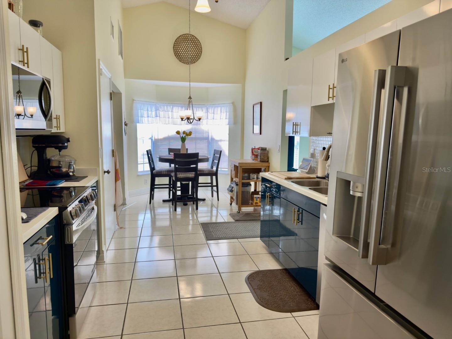 PALM COURT - Residential