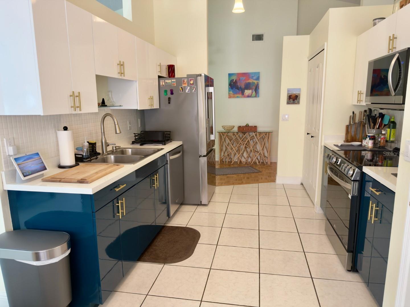 PALM COURT - Residential