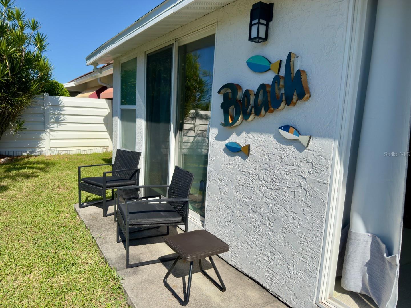 PALM COURT - Residential