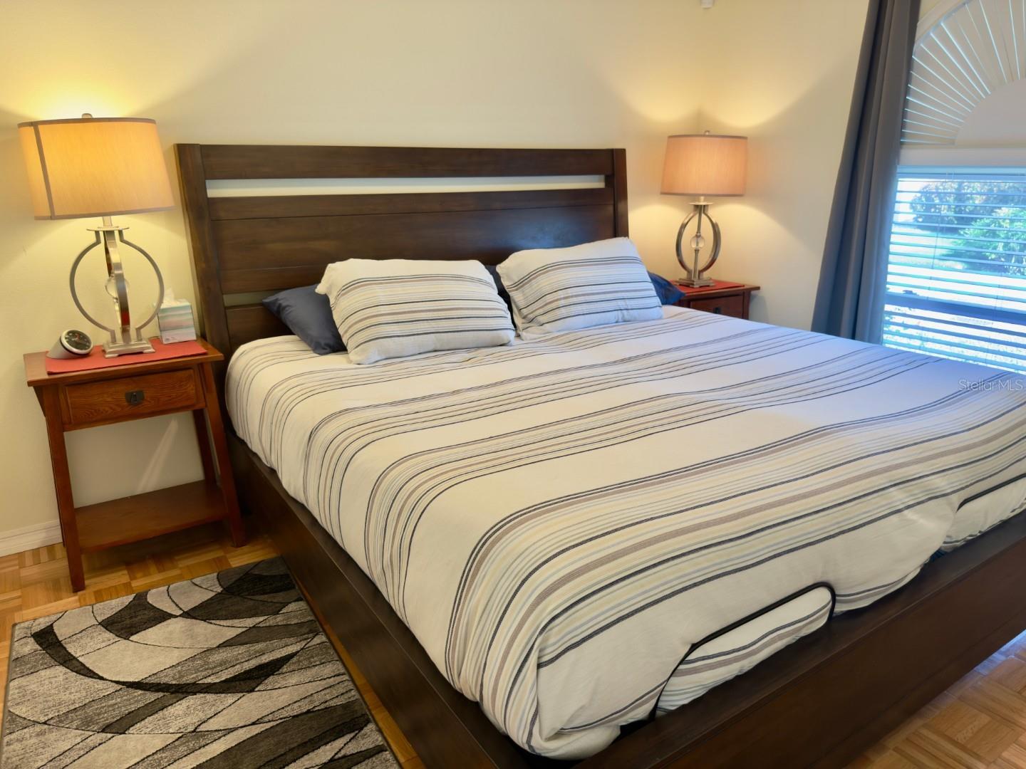 PALM COURT - Residential