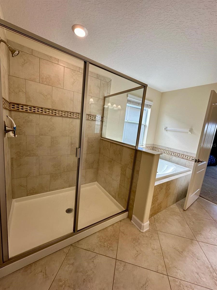 WINDERMERE SOUND PH 2 - Residential Lease