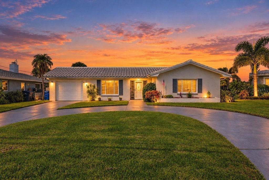 Photo of 5513 Bowline Bend, New Port Richey, FL 34652 (MLS # TB8559120)