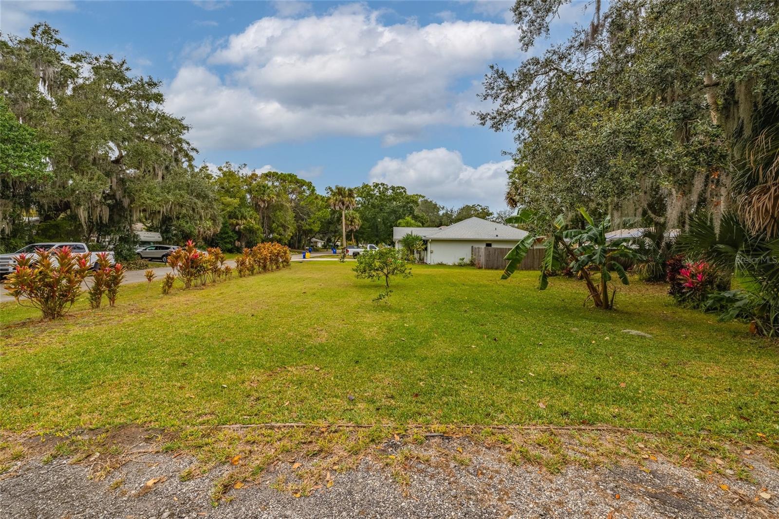 FLORIDA SHORE 09 - Residential