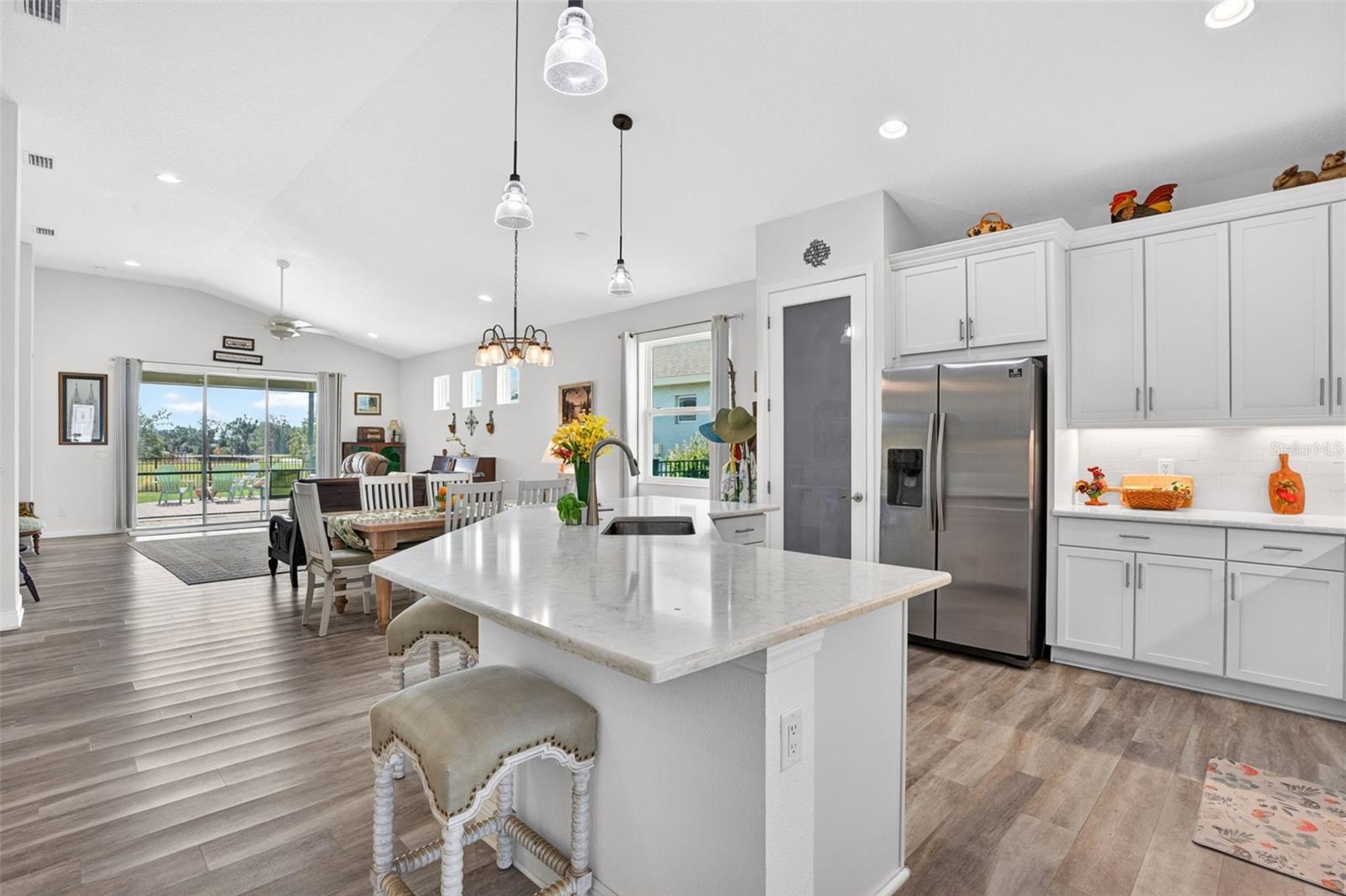 CROSSCREEK PH I SUBPH B & C - Residential