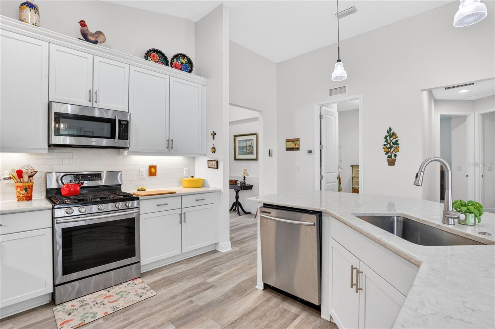 CROSSCREEK PH I SUBPH B & C - Residential