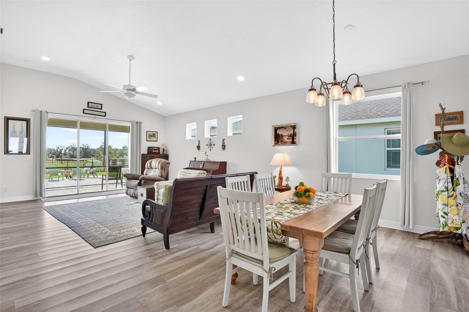 CROSSCREEK PH I SUBPH B & C - Residential