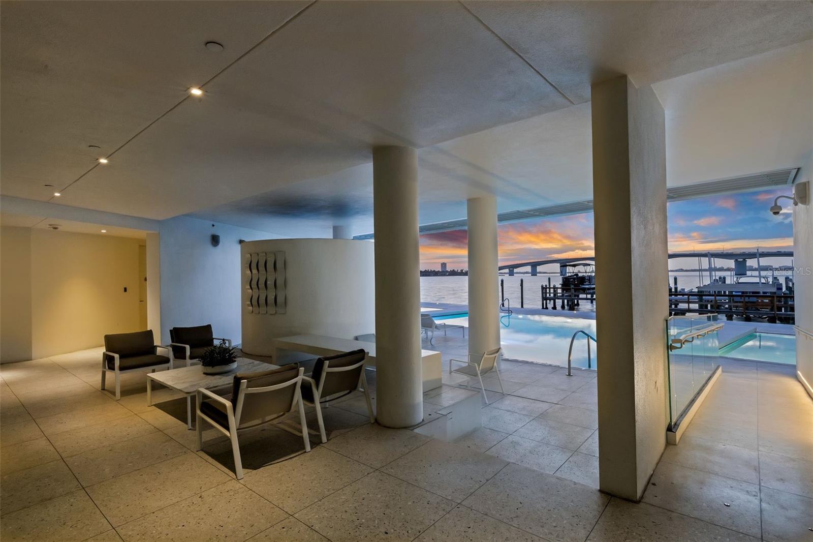 280 GOLDEN GATE POINT 200