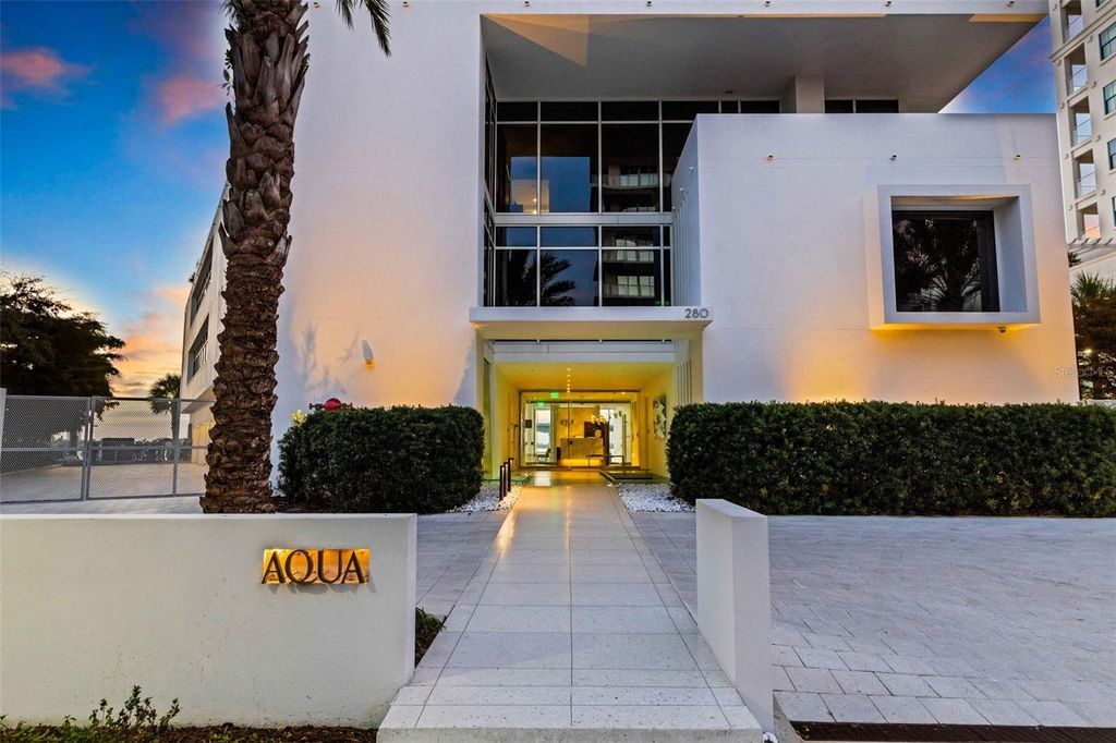 Photo of 280 Golden Gate Point #200, Sarasota, FL 34236 (MLS # A4683299)