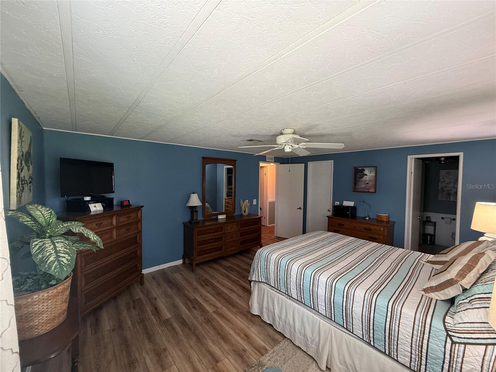CONTINENTAL CC INC RESORTS - Residential