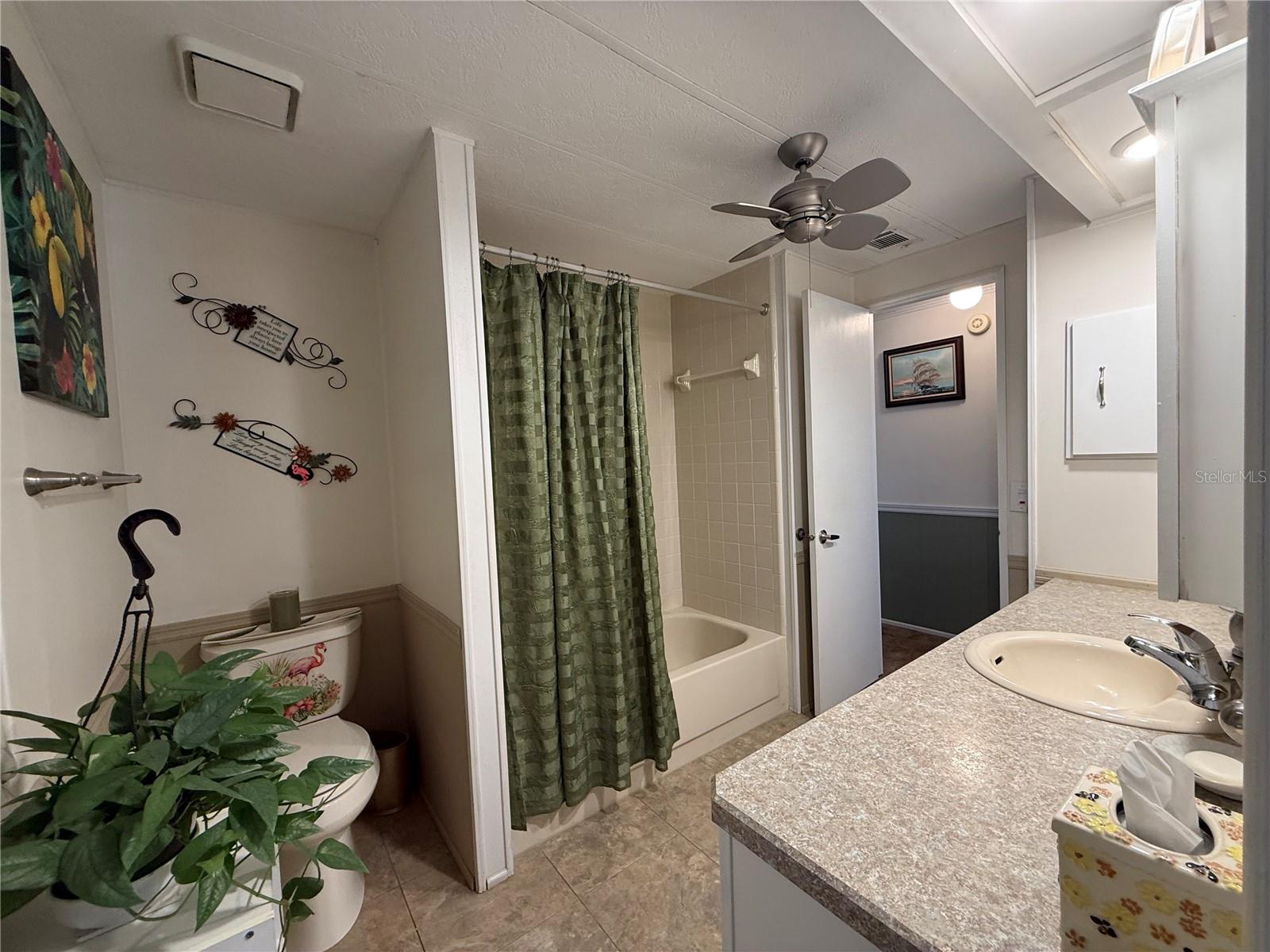 CONTINENTAL CC INC RESORTS - Residential