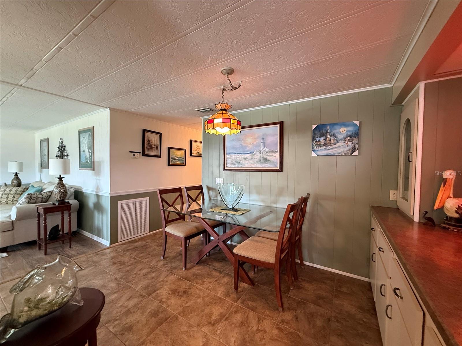 CONTINENTAL CC INC RESORTS - Residential