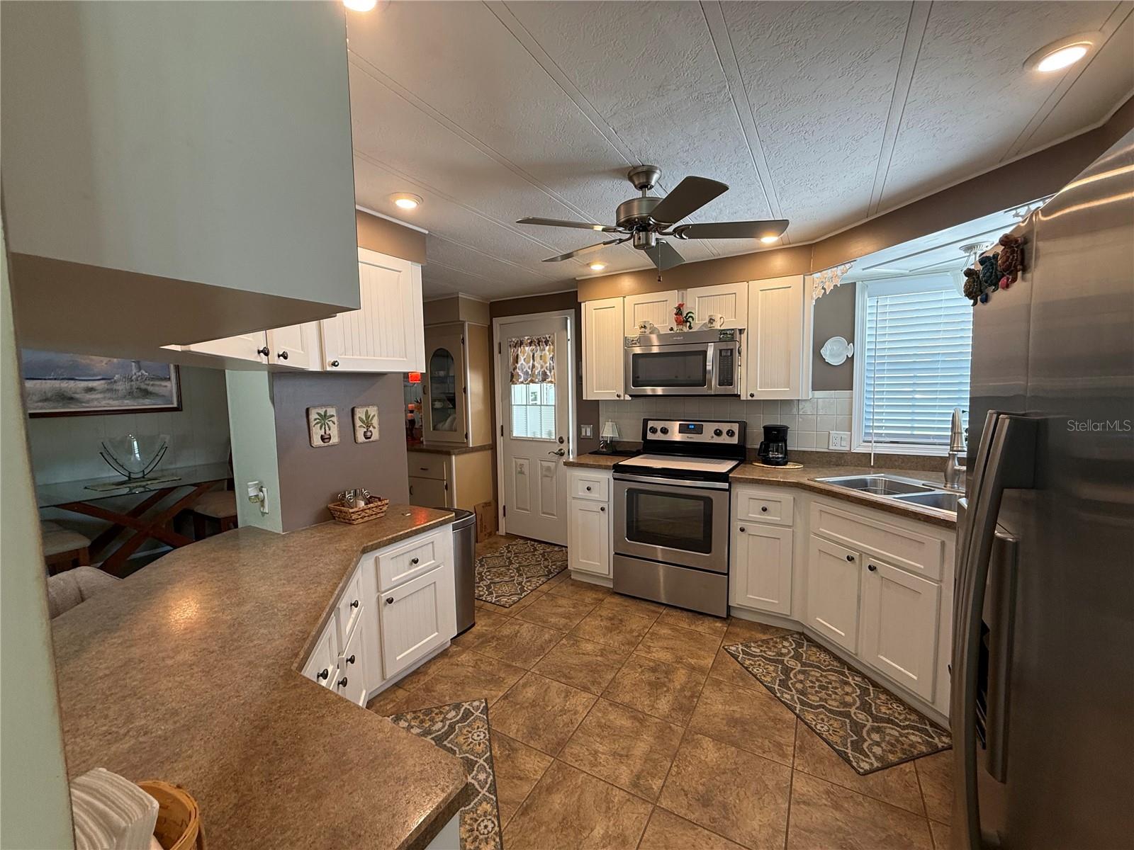 CONTINENTAL CC INC RESORTS - Residential