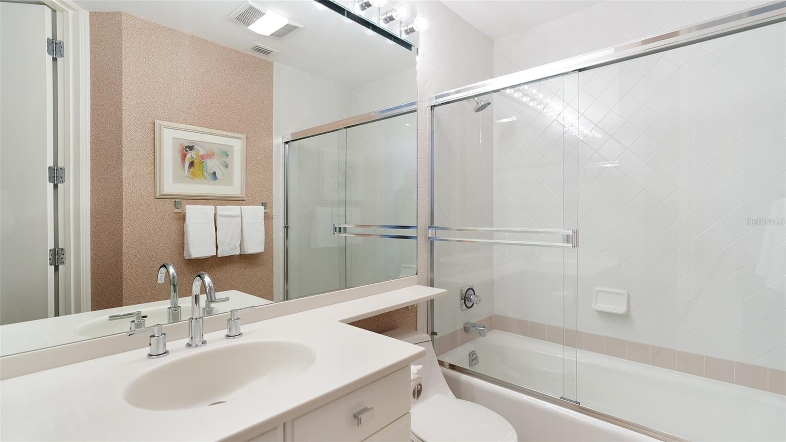 GRAND BAY - Residential