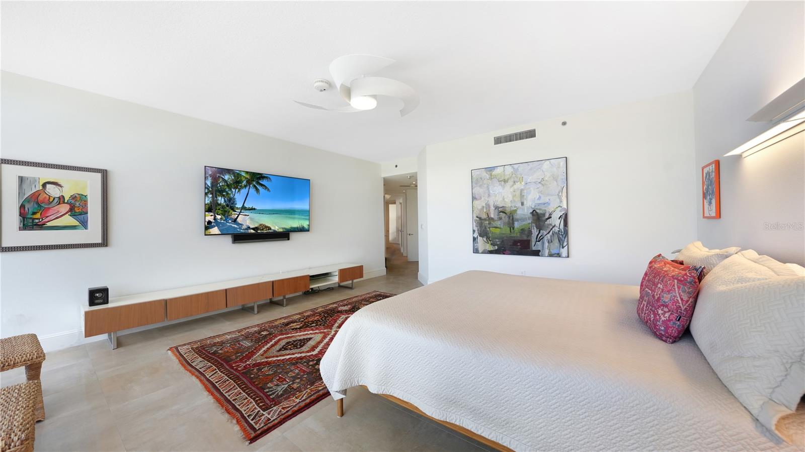 GRAND BAY - Residential