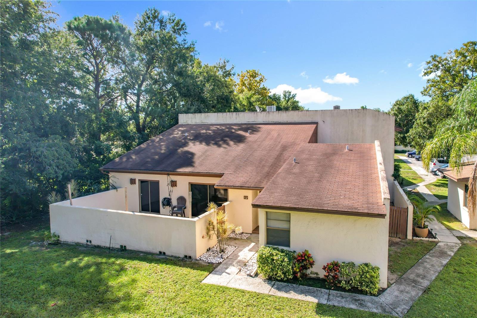 WILLOW POINT ESTATES - Residential