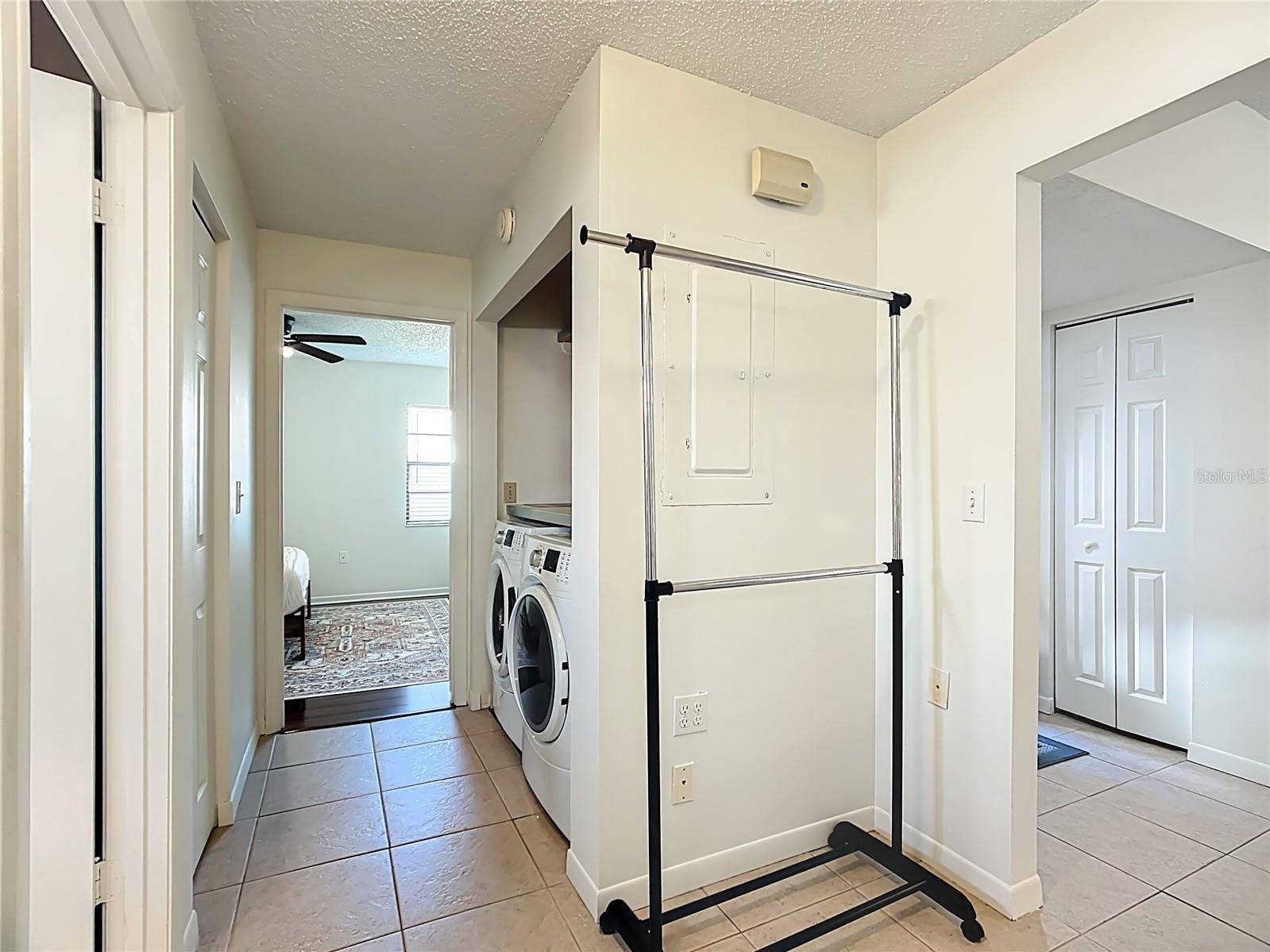 WILLOW POINT ESTATES - Residential