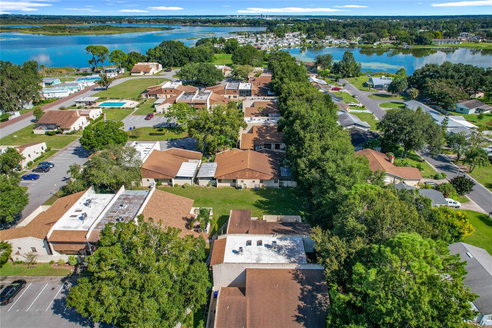 WILLOW POINT ESTATES - Residential