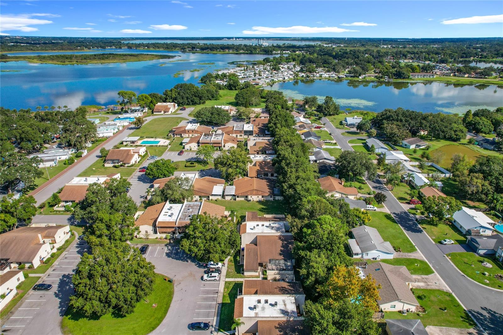 WILLOW POINT ESTATES - Residential