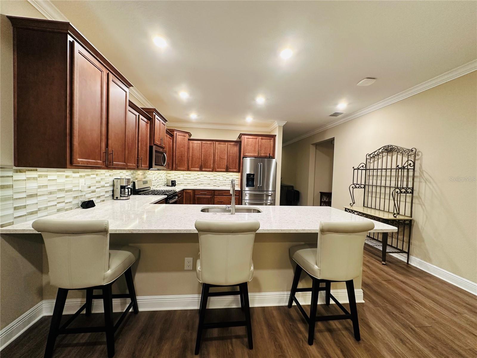 WEYBOURNE LNDG PH 1C; ON TOP OF THE WORLD - Residential