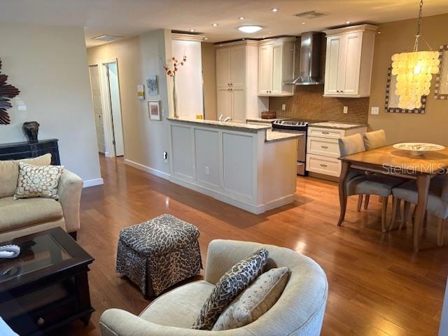 FAIRFIELD B CONDO - Residential Lease