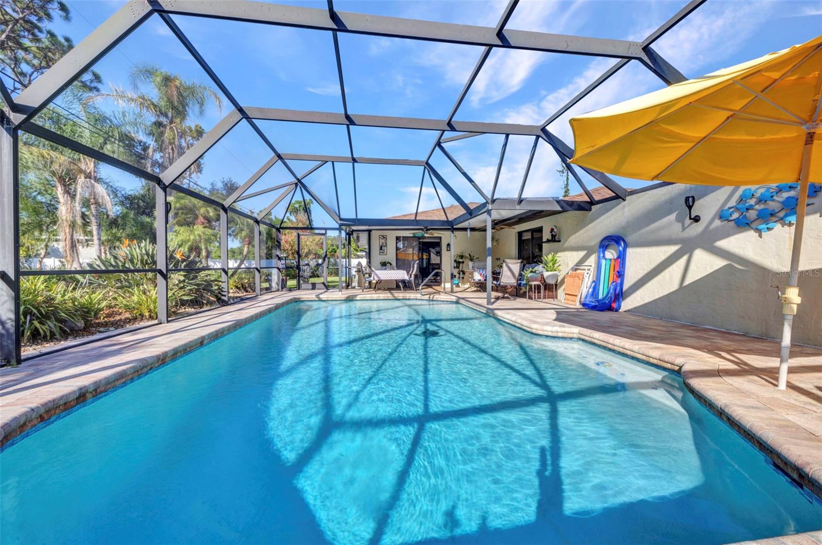 3363 SHAMROCK DRIVE