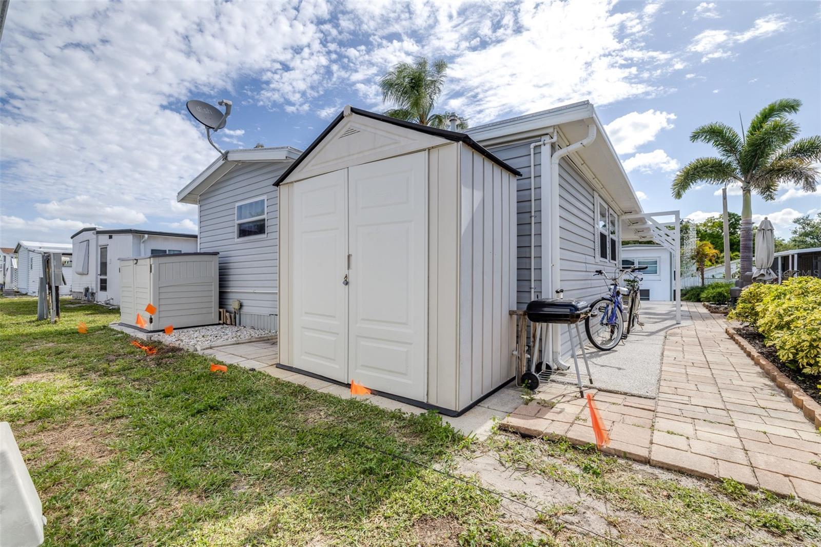 BRADENTON TROPICAL PALMS CO-OP - Residential