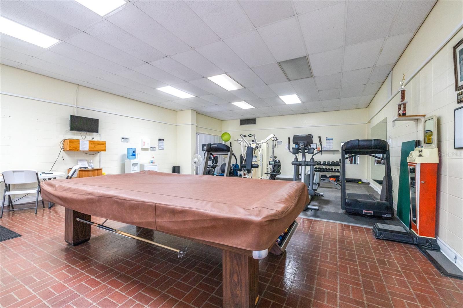 BRADENTON TROPICAL PALMS CO-OP - Residential