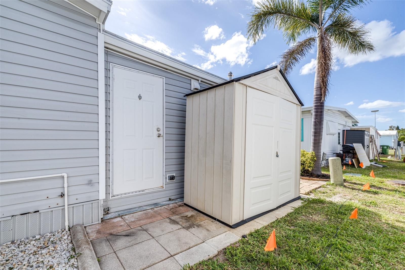 BRADENTON TROPICAL PALMS CO-OP - Residential