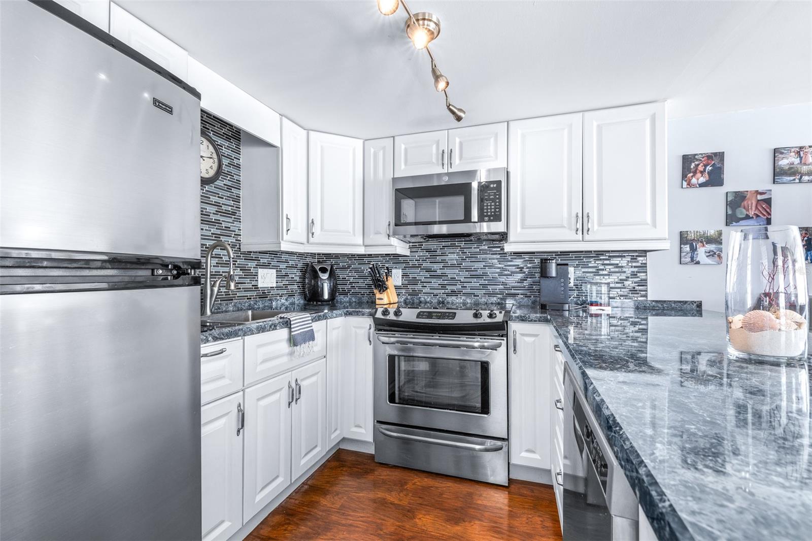 BRADENTON TROPICAL PALMS CO-OP - Residential