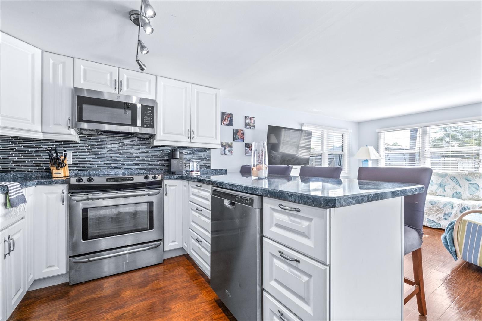 BRADENTON TROPICAL PALMS CO-OP - Residential