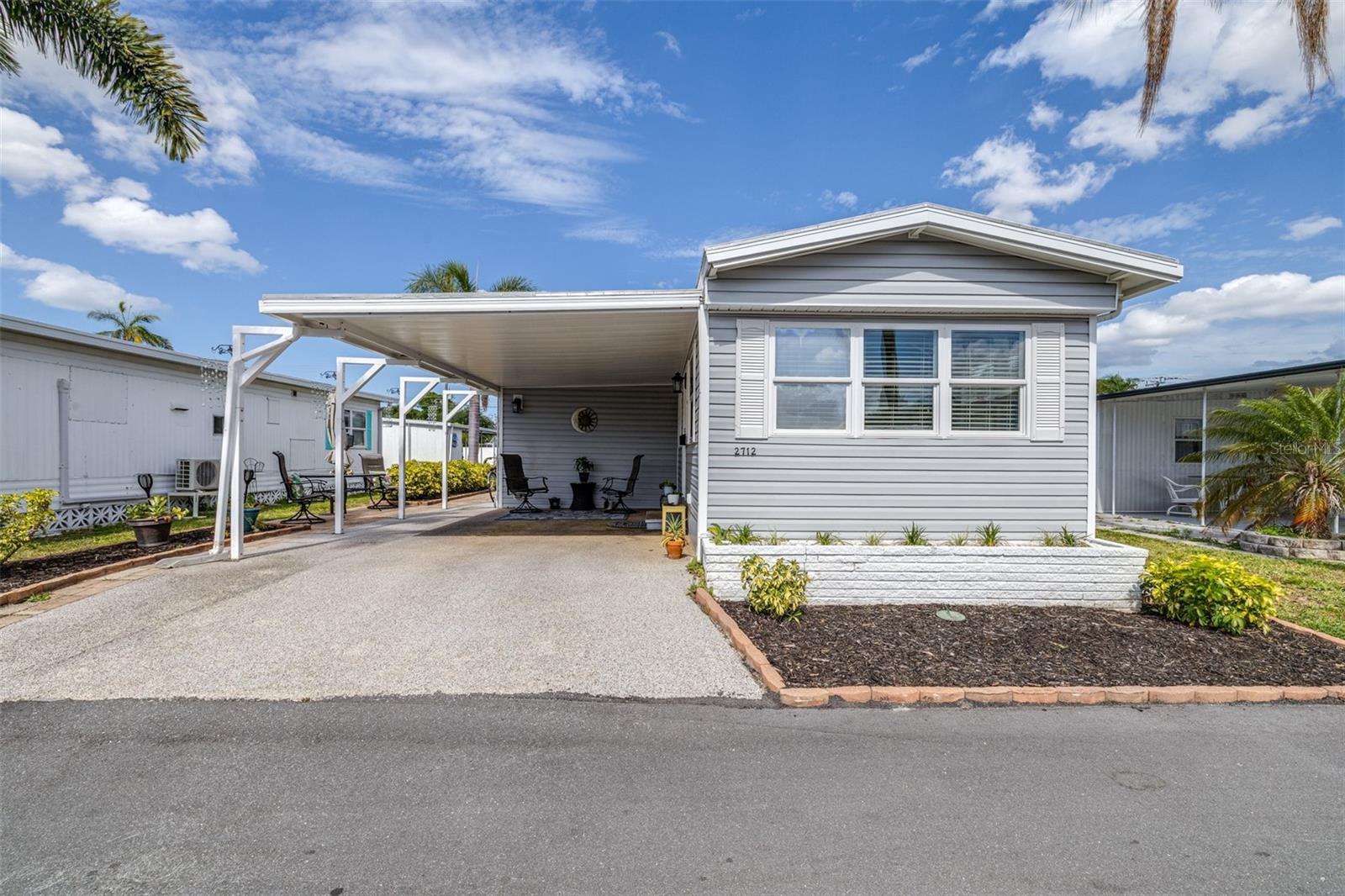 2712 17TH STREET LANE W