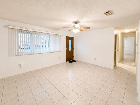Tiny photo for 8565 SW 109th Street, Ocala, FL 34481 (MLS # OM728855)