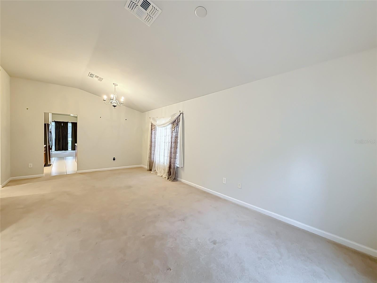 5669 SW 40TH STREET