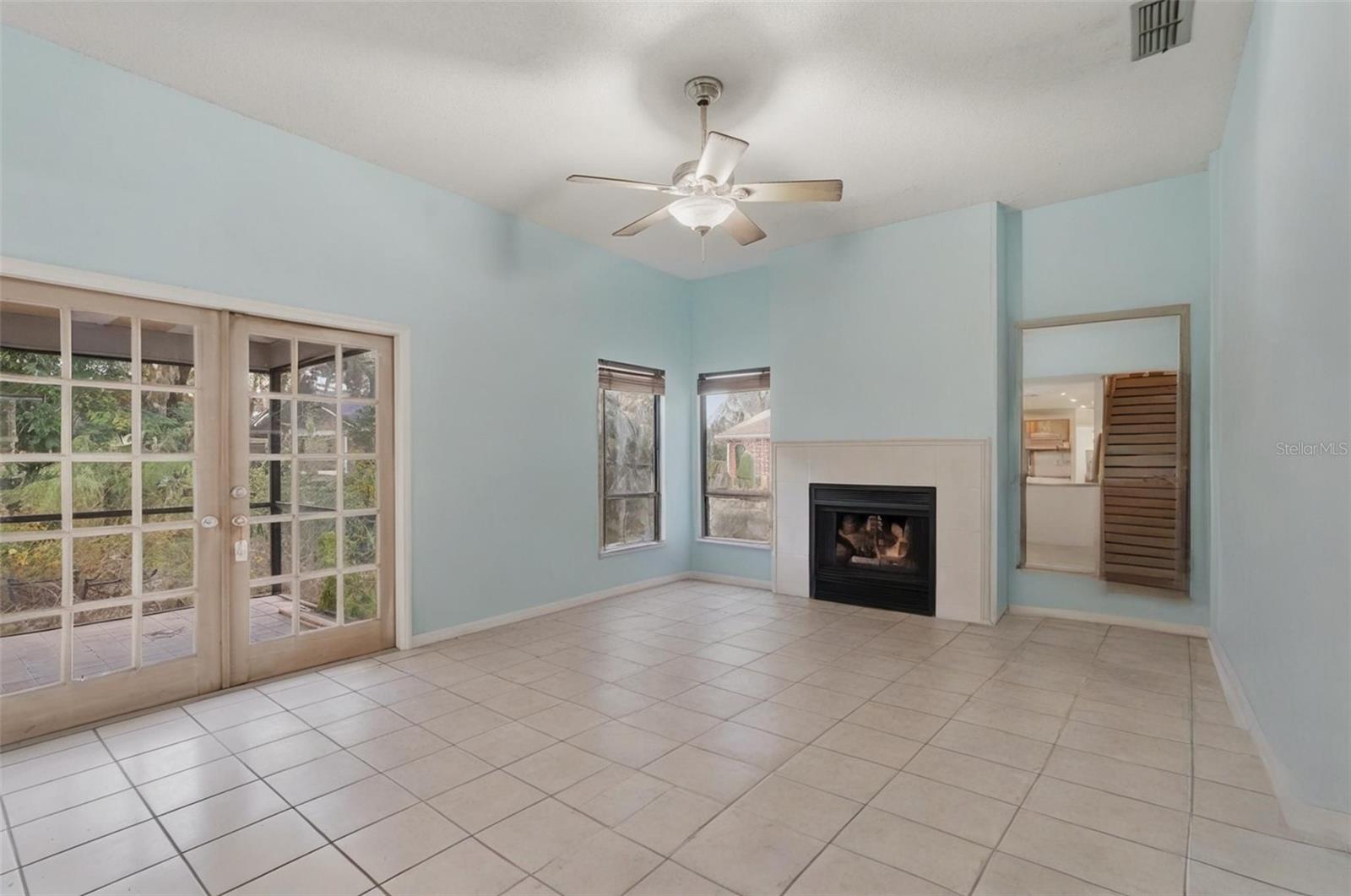 WOODLAND PARK - Residential