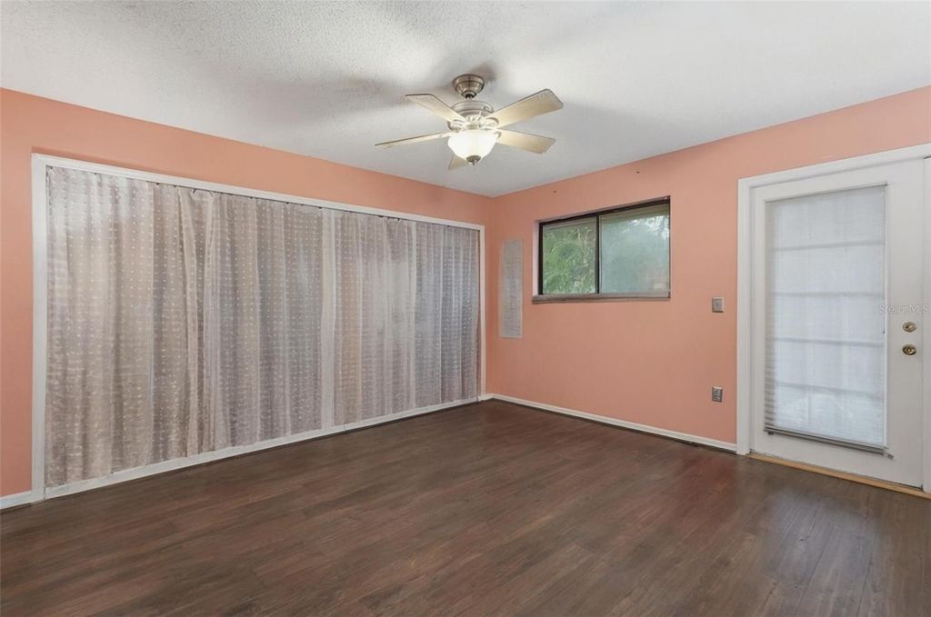 Photo of 810 Hammockwood Court, Sarasota, FL 34232 (MLS # TB8445405)