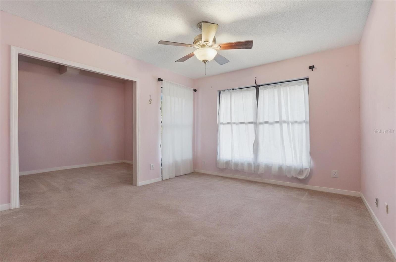 WOODLAND PARK - Residential