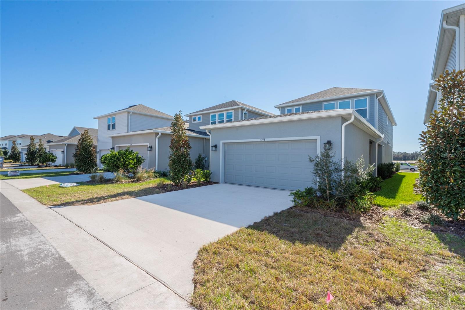 WATERS/CENTER LK RANCH PH 1B - Residential Lease