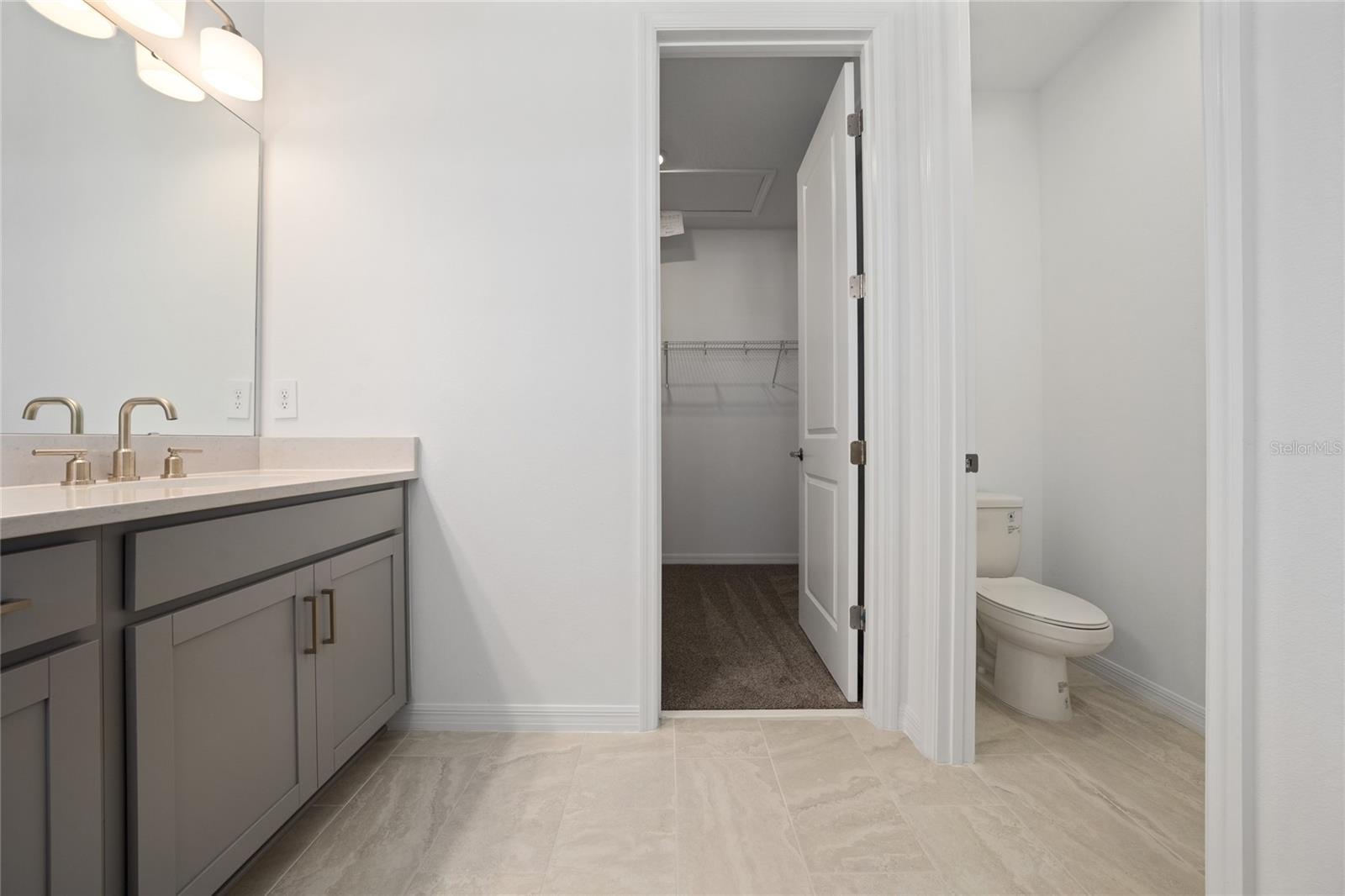 WATERS/CENTER LK RANCH PH 1B - Residential Lease