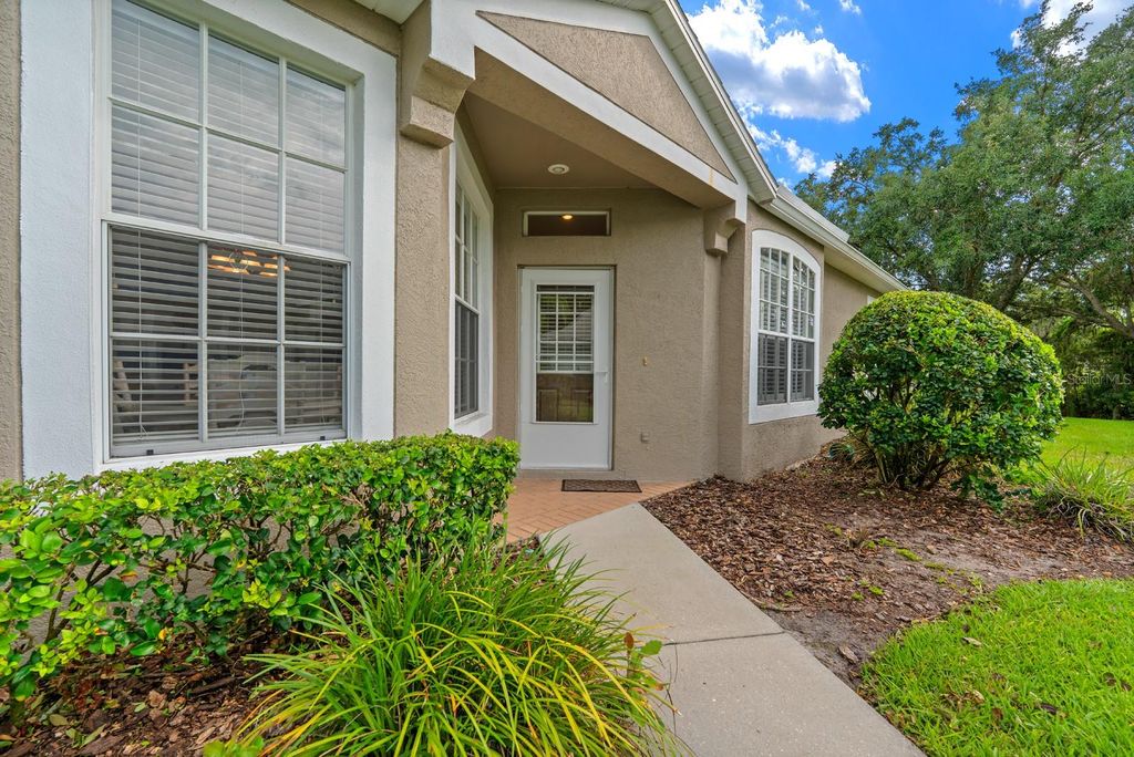 Photo of 5731 Heronpark Place, Lithia, FL 33547 (MLS # TB8519368)