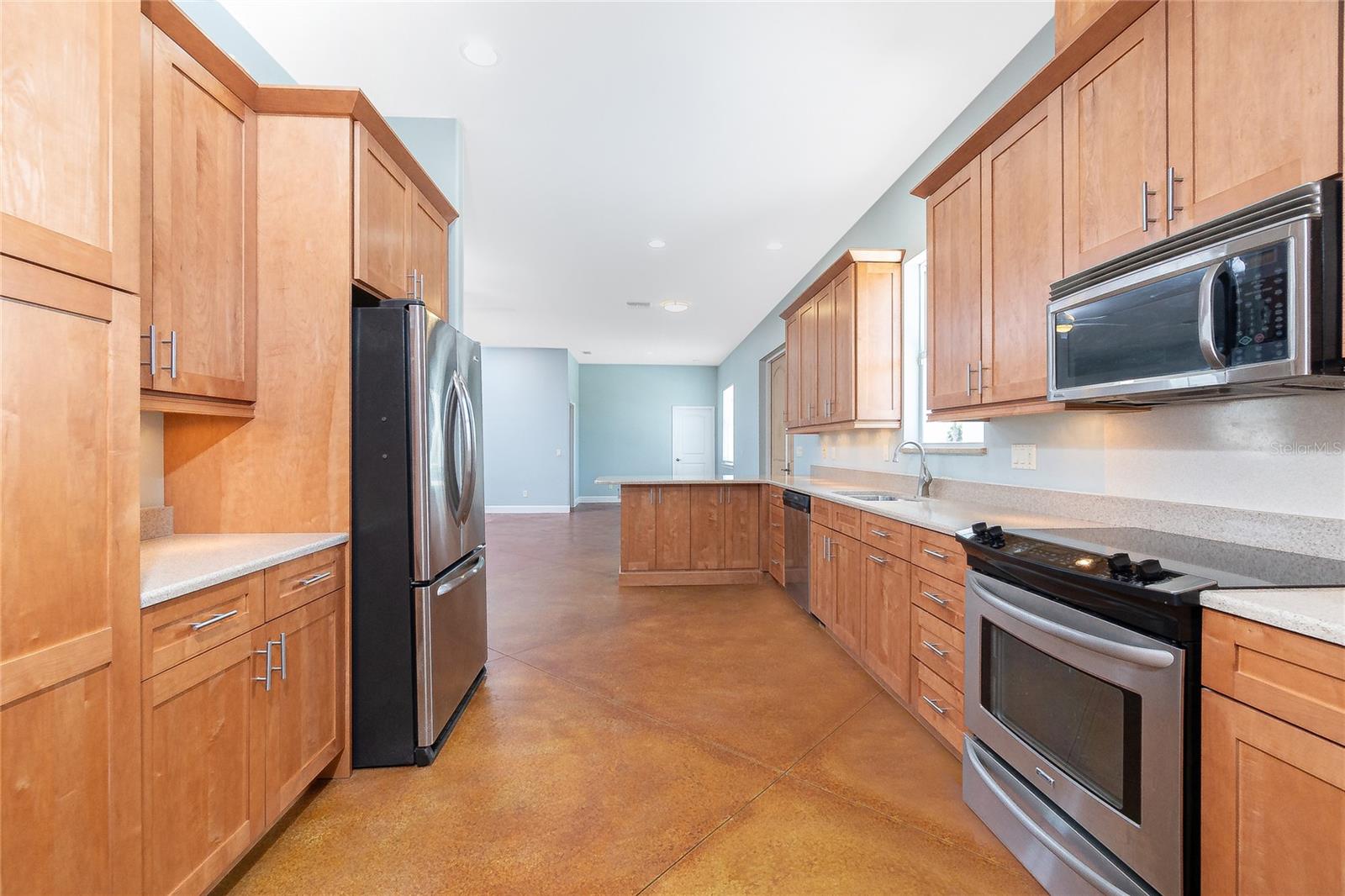 GROVE CITY COVE - Residential