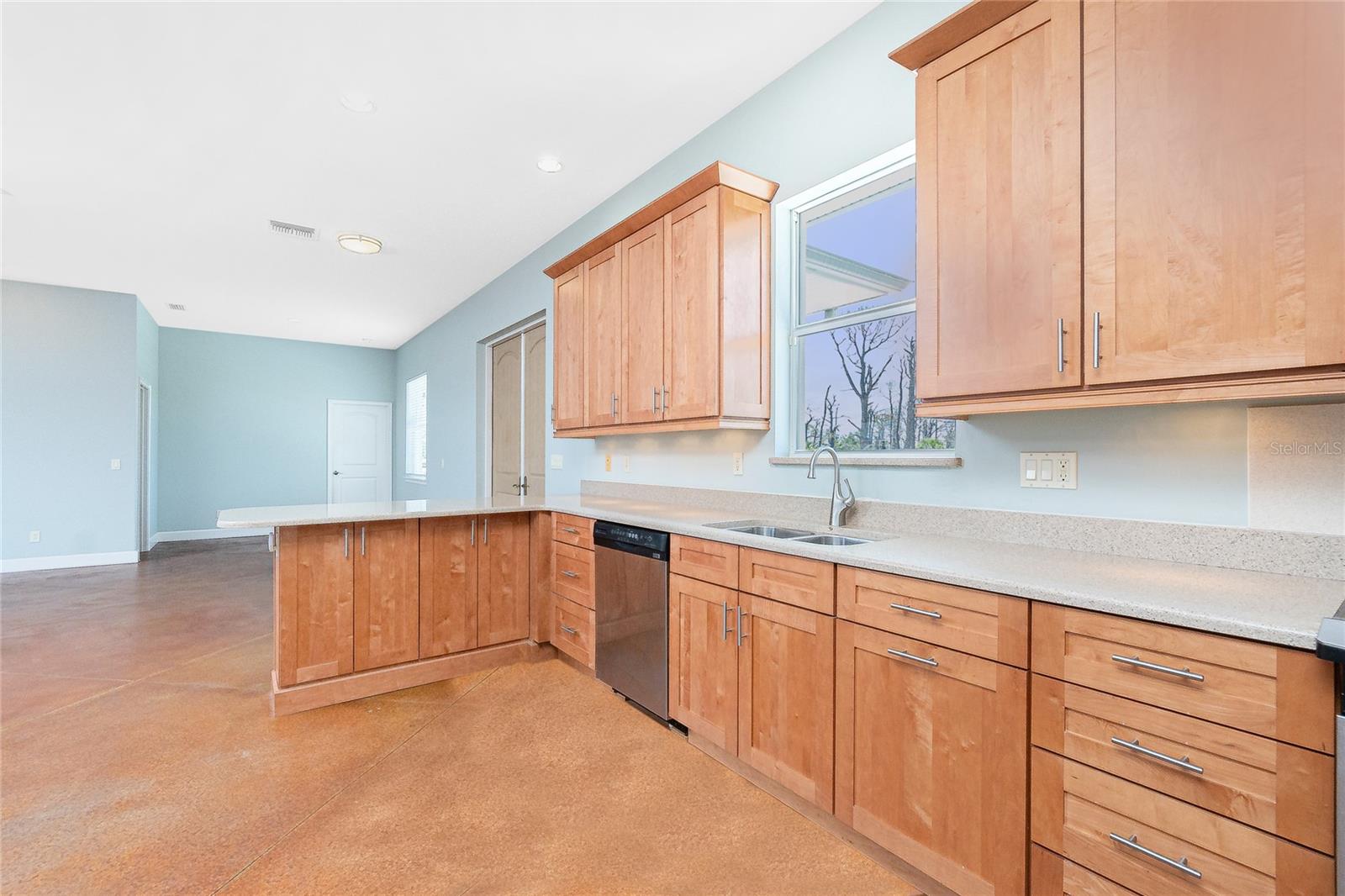 GROVE CITY COVE - Residential