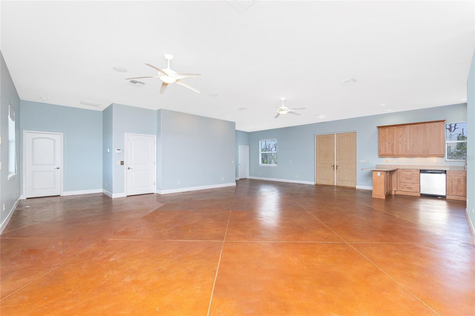 GROVE CITY COVE - Residential