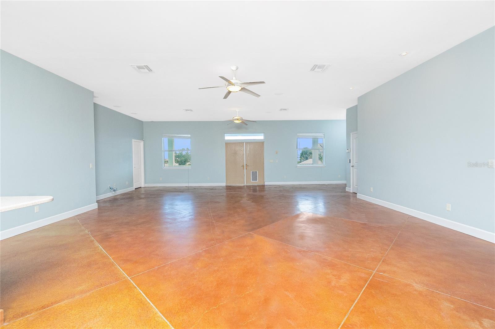 GROVE CITY COVE - Residential