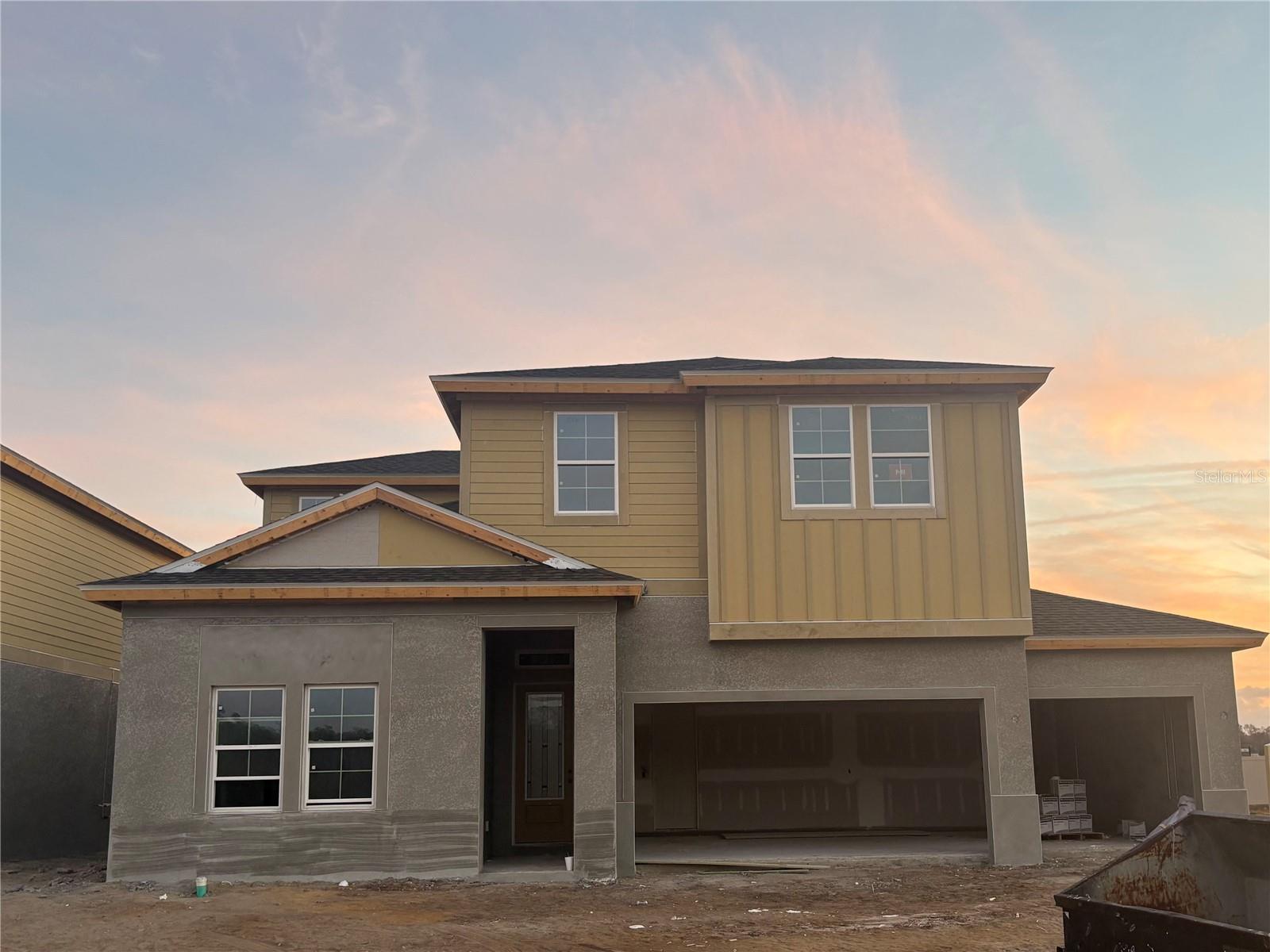 PASADENA WOODS - Residential