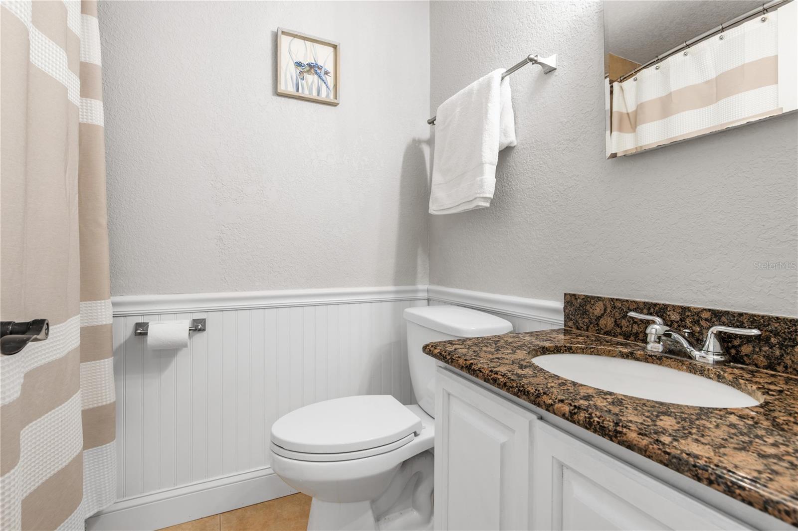 DES PINAR ACRES - Residential