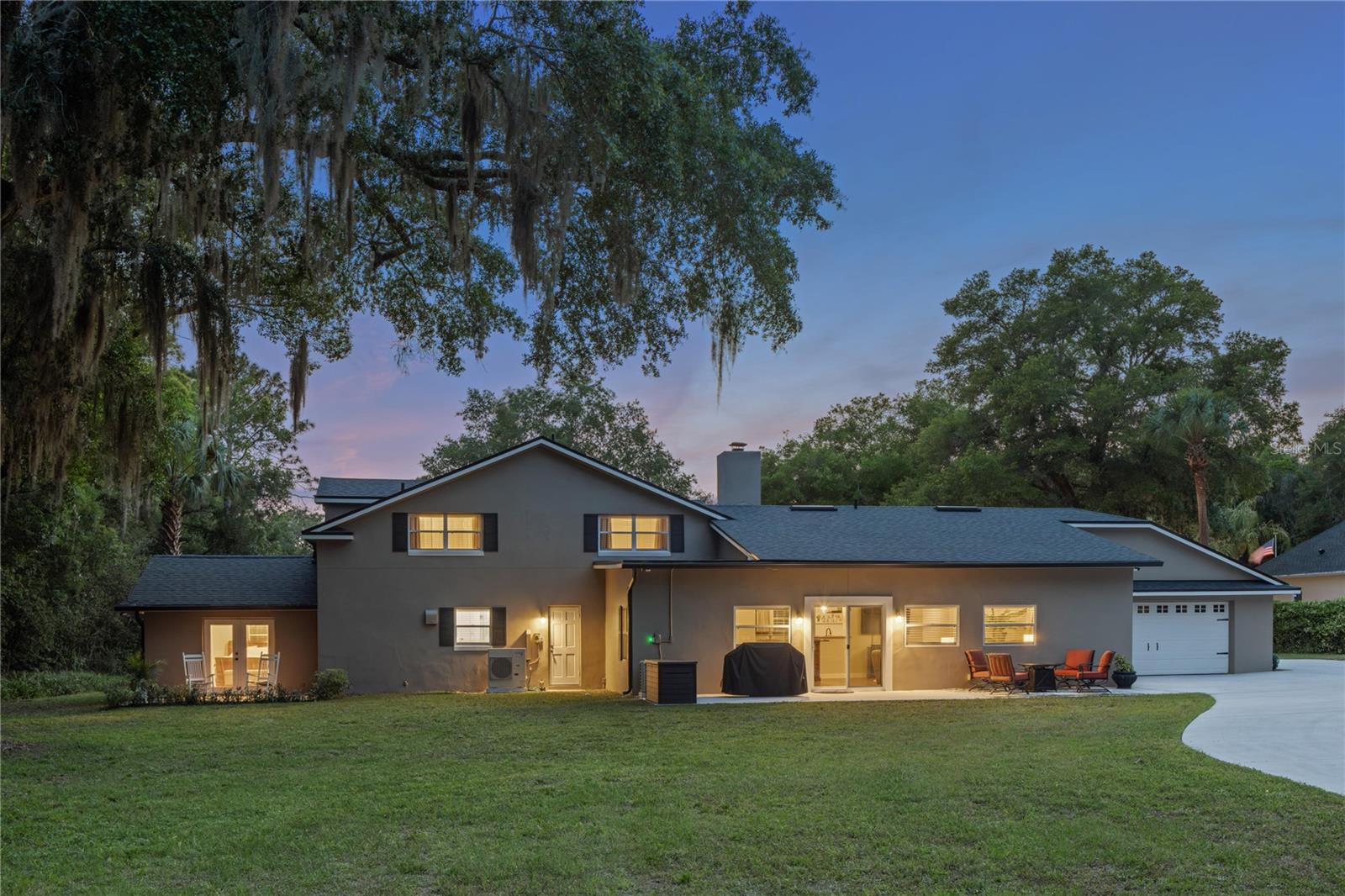 DES PINAR ACRES - Residential